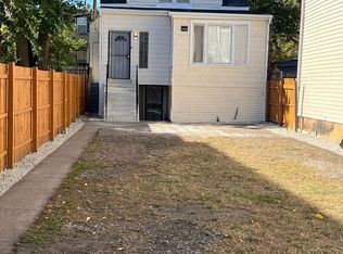 7438 S Champlain Ave, Chicago, IL 60619