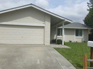 952 Helene Ct, Rohnert Park, CA 94928