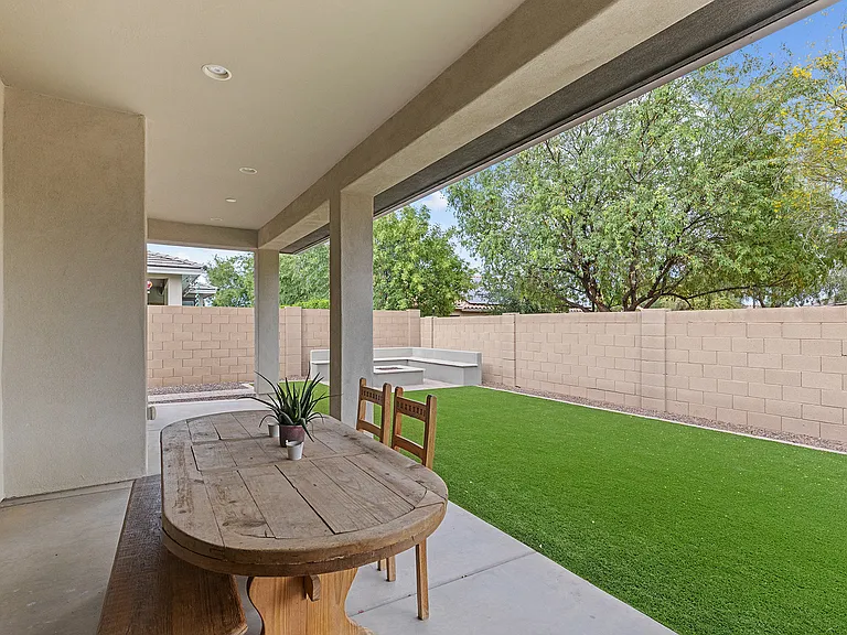 12637 N 143rd Dr — Photo 43