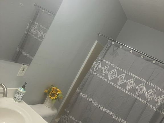 5th image of 206 E Ayre St APT 12