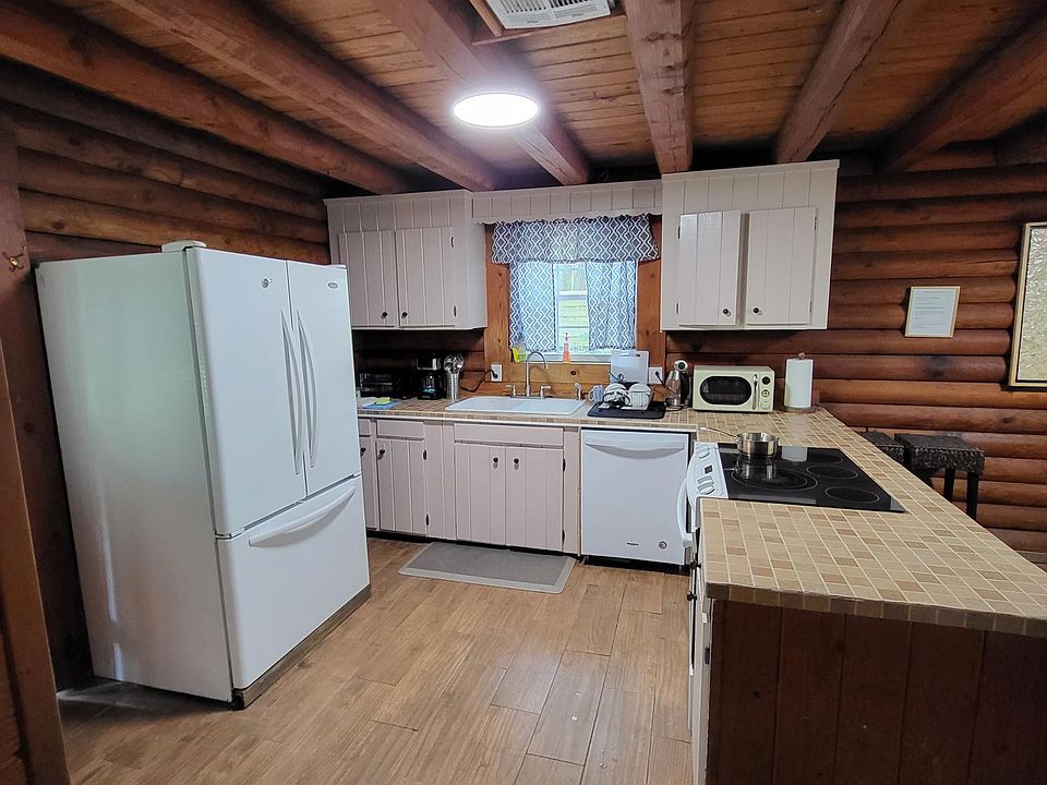1st image of 5013 Cedar Ln