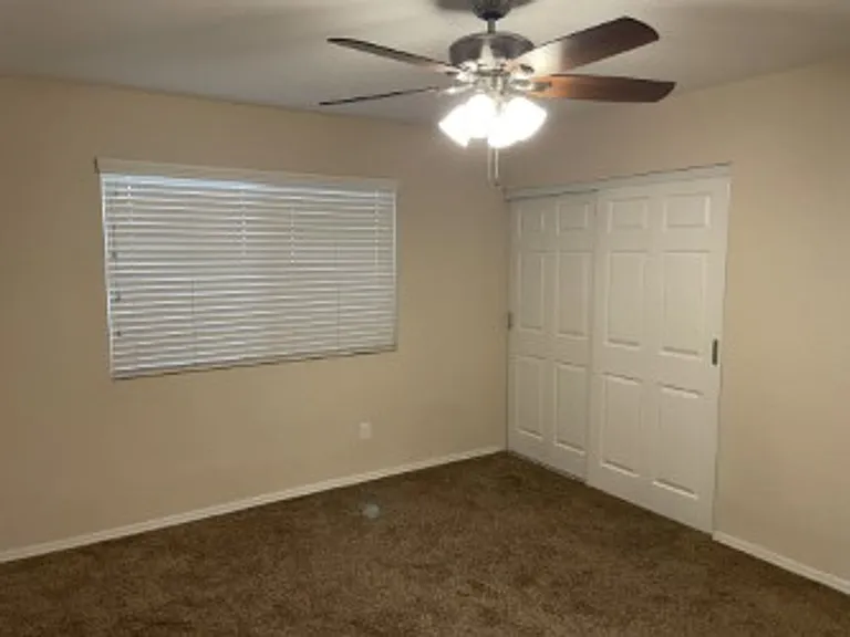 2130 Sahara Dr #1-4 — Photo 18