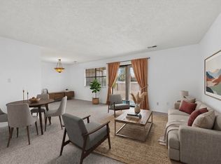823 Country Club Dr SE APT 1-B, Rio Rancho, NM 87124