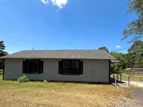206 11th St NE, Springhill, LA 71075