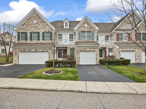 87 Deepwater Circle, Manalapan, NJ 07726