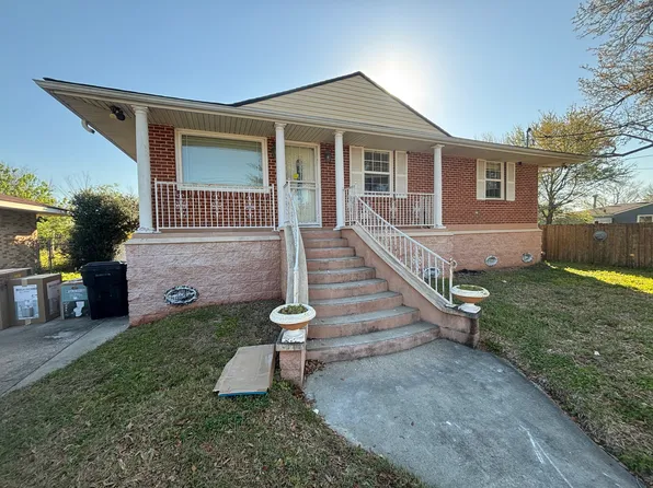 6953 E Laverne St, New Orleans, LA 70126