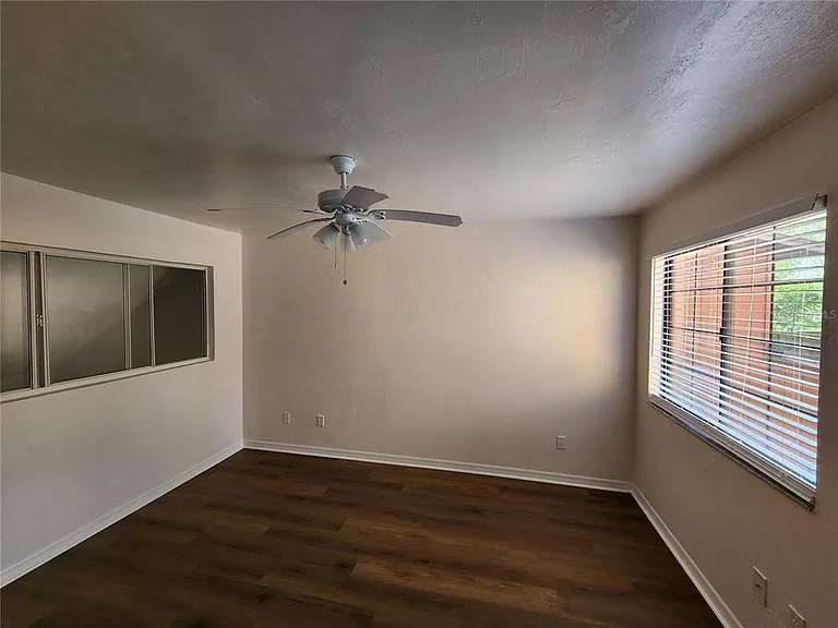 5823 SW 9th Pl #H-55 — Photo 39