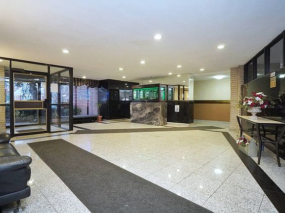 4th image of 145 Lincoln Ave APT 5N