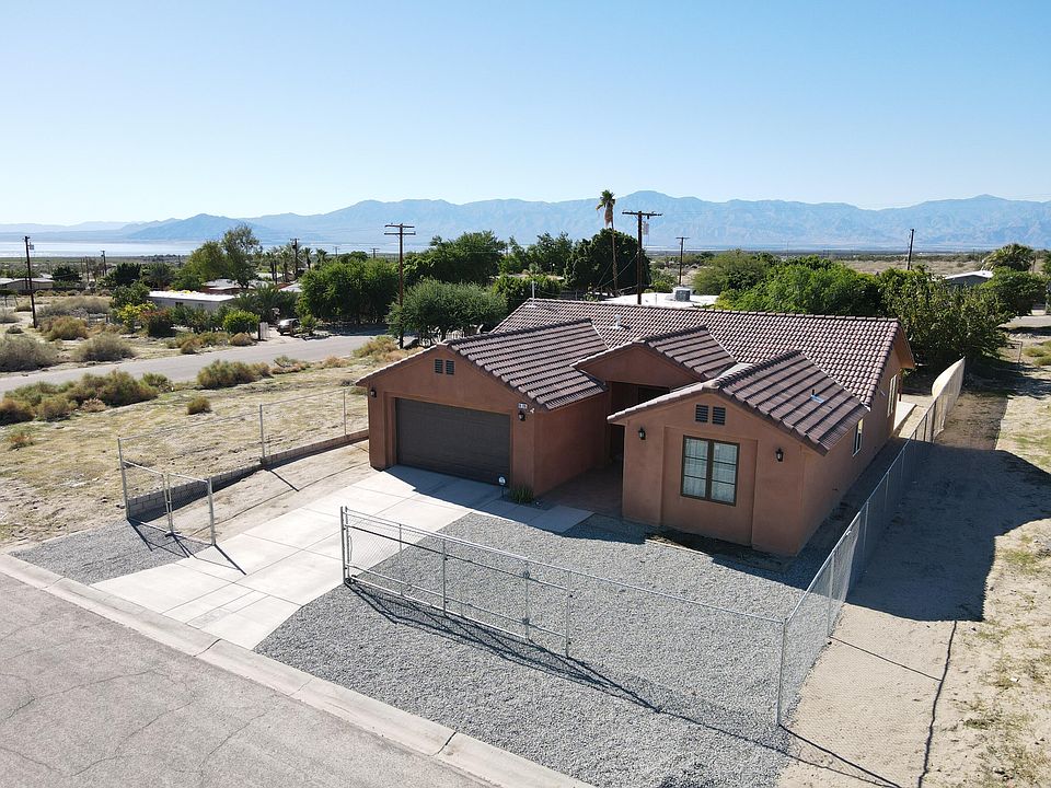 2nd image of 69335 Beachcomber Way