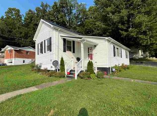 1736 Oakview Rd, Ashland, KY 41101