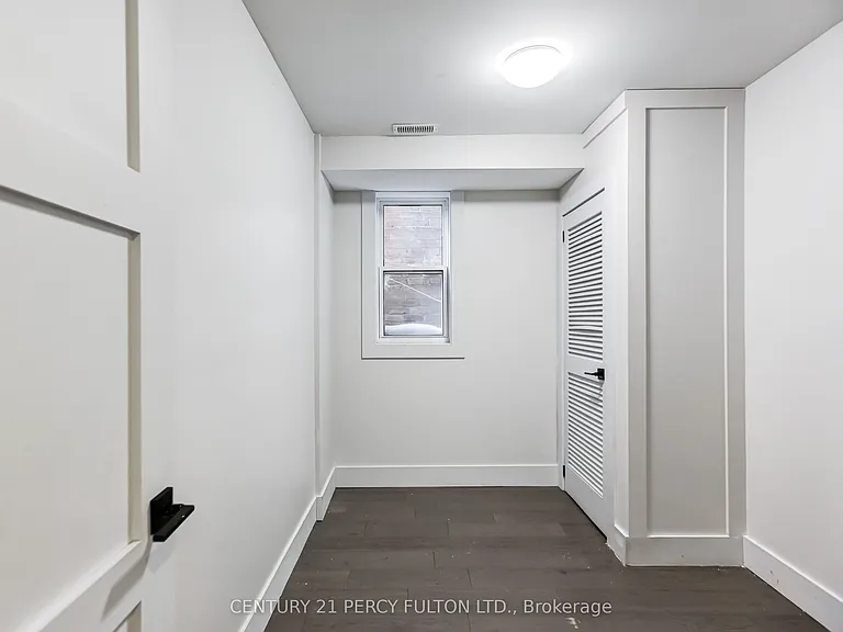1989 Davenport Rd #1 — Photo 11