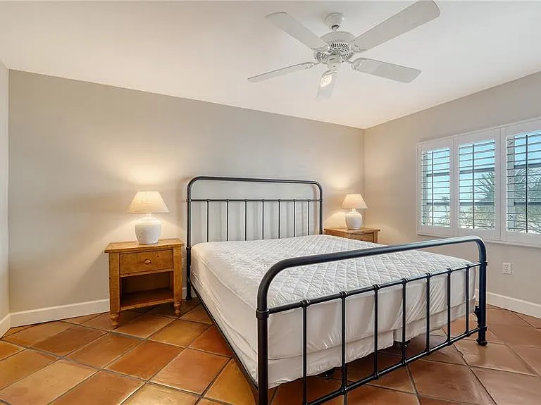 800 Benjamin Franklin Dr #406 — Photo 16