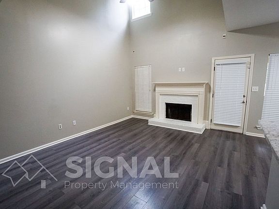 3rd image of 112 Timberleaf Cir