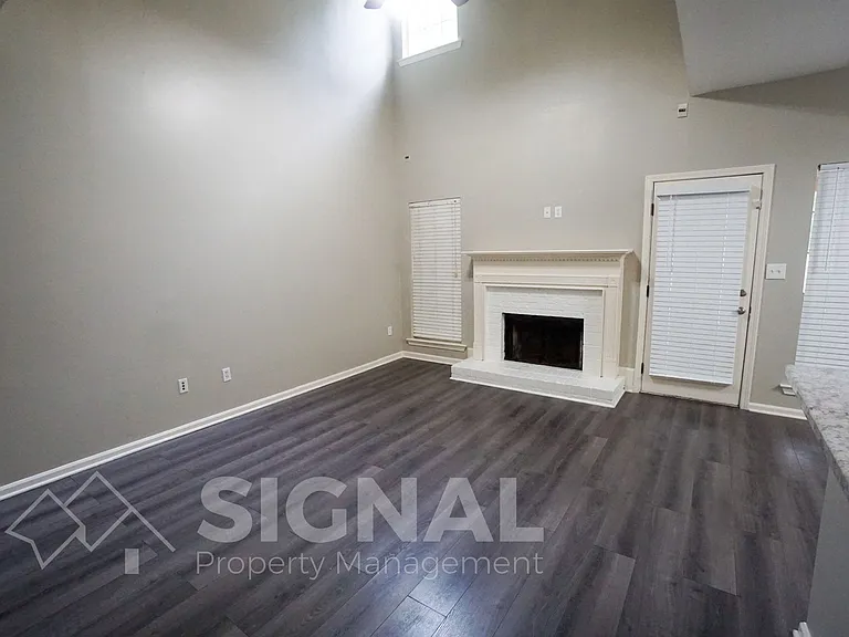 112 Timberleaf Cir — Photo 3