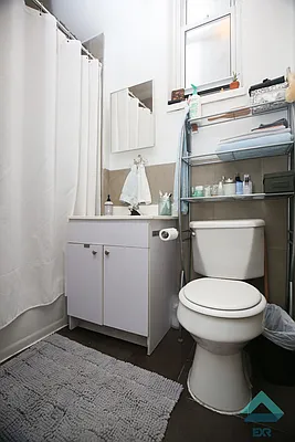 Rented by EXR | media 35