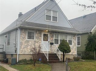331 Willowbrook Rd, Staten Island, NY 10314