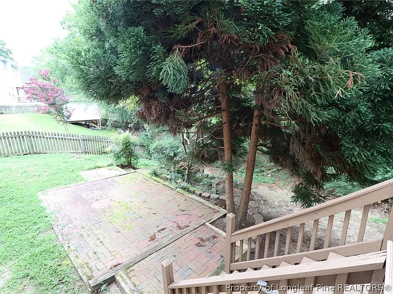 510 Wheeling Cir — Photo 30