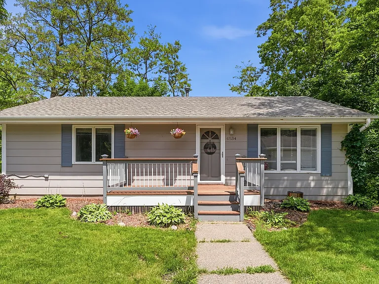 4834 Hanover Rd — Photo 1