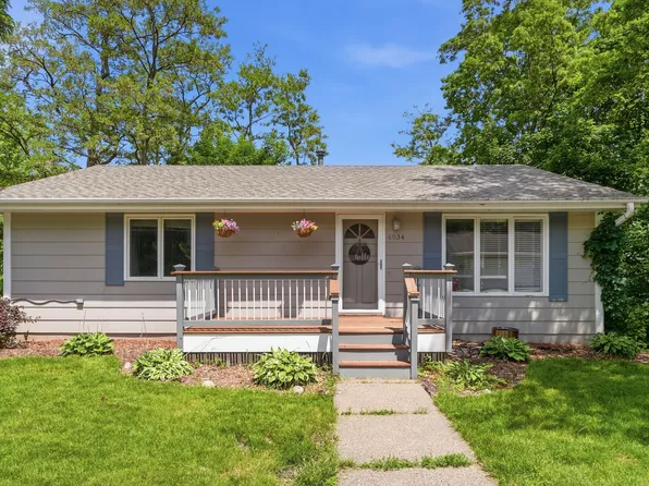 4834 Hanover Rd, Mound, MN 55364