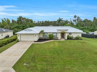 727 Kari Cir, Lehigh Acres, FL 33936