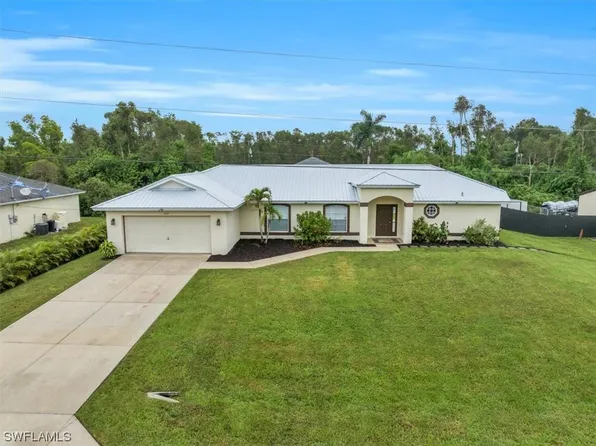 727 Kari Cir, Lehigh Acres, FL 33936