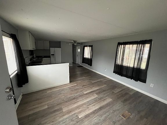 2nd image of 290 Carlson Dr