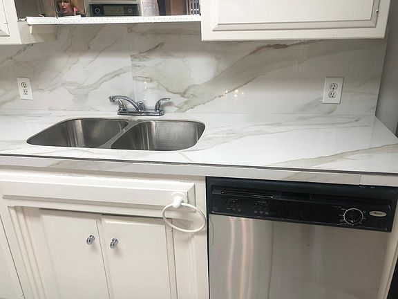 2nd image of 12835 Burbank Blvd #9