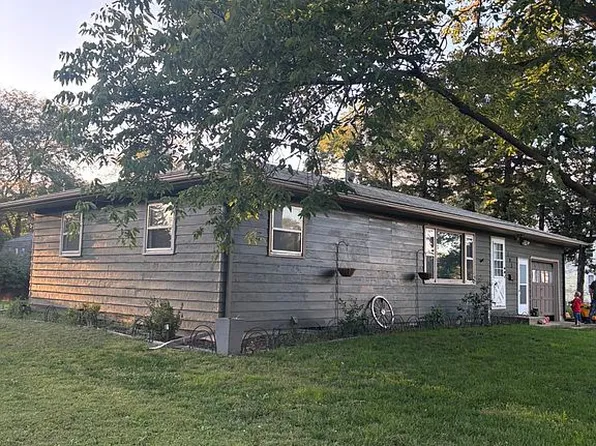 103 N Wallace St, Mount Vernon, SD 57363