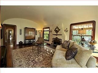 3rd image of 1458 Shasta Ave