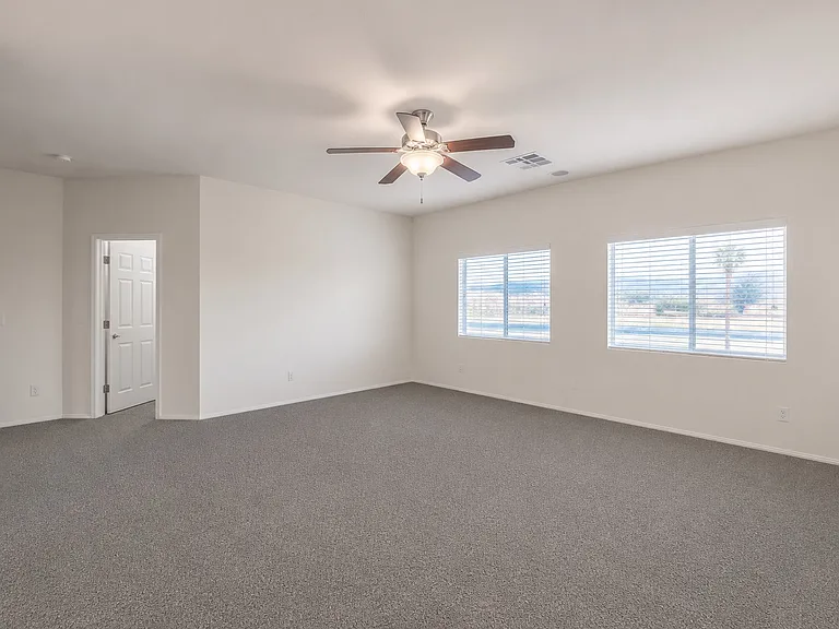 7810 Eastern Elk St — Photo 3