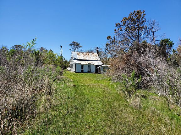 2nd image of 142 Briar Patch Ln