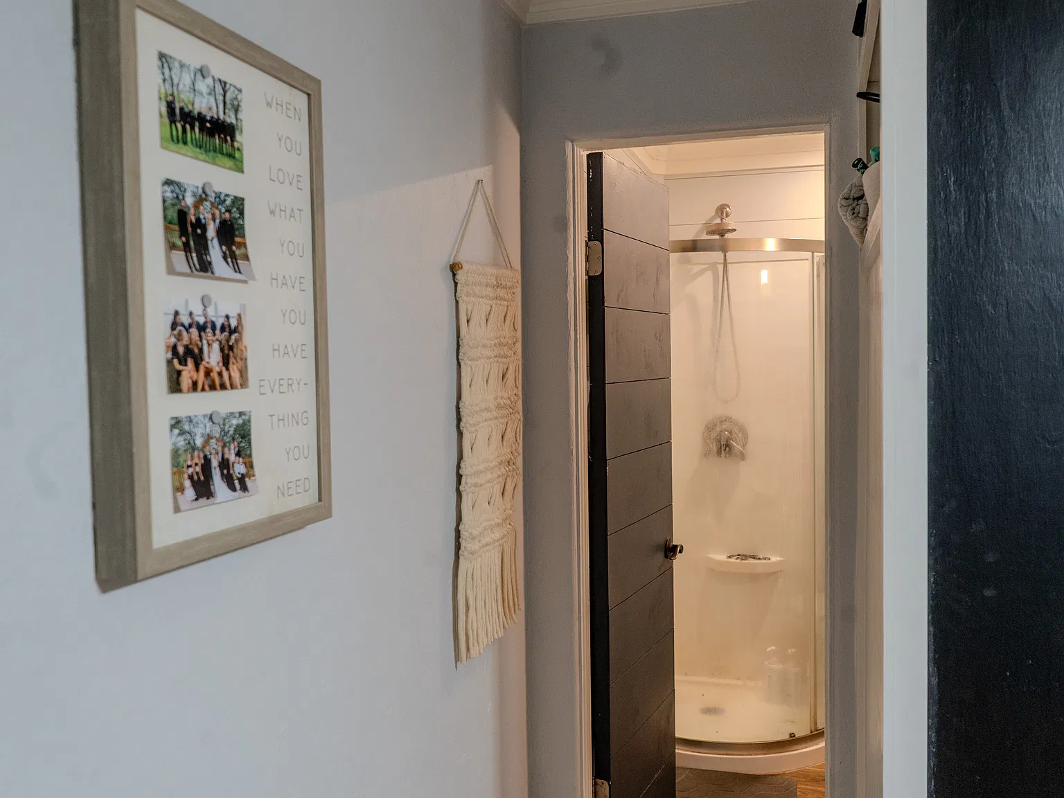 1 bed, 850 sqft, $1,300 — Photo 4