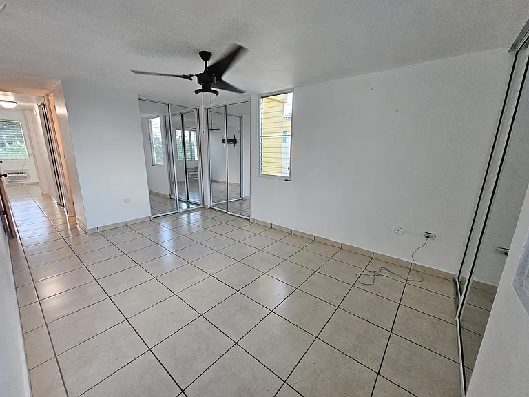 426 Edificio D Condominio Alborada — Photo 2