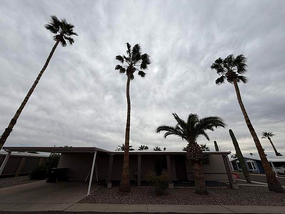 3rd image of 3300 E Broadway Rd #23