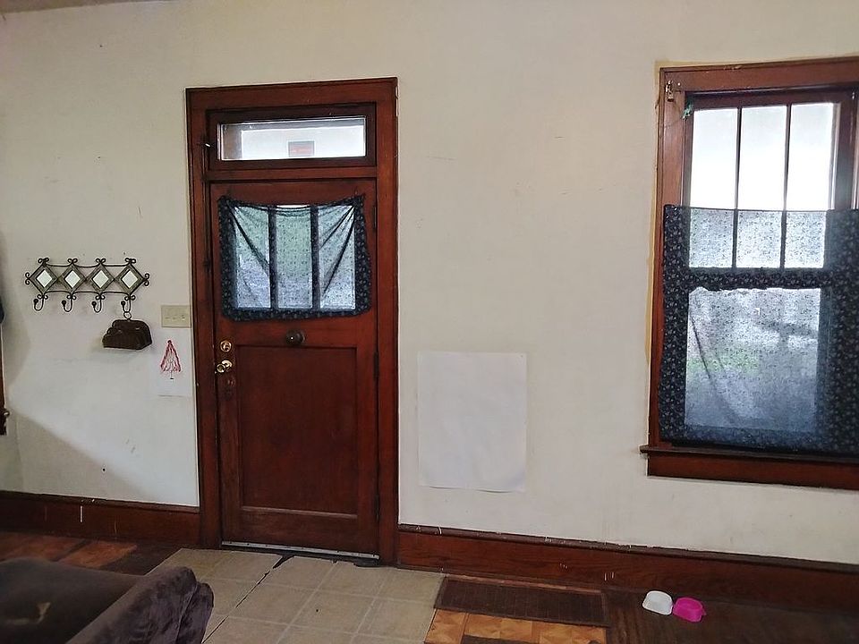 1st image of 203 Mead St