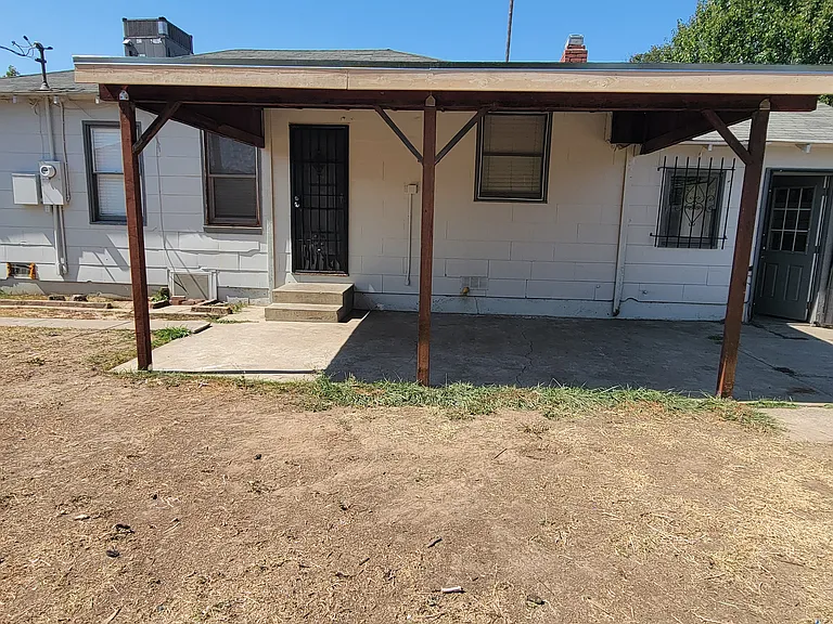 5510 33rd Ave — Photo 12