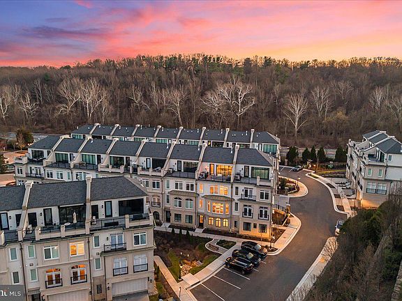 2nd image of 8197 River Rd