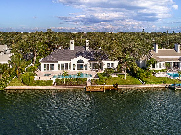 2nd image of 411 Sabal Palm Ln