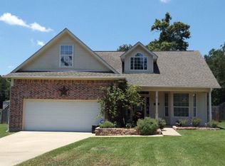 240 Austin Ln, Pollok, TX 75969