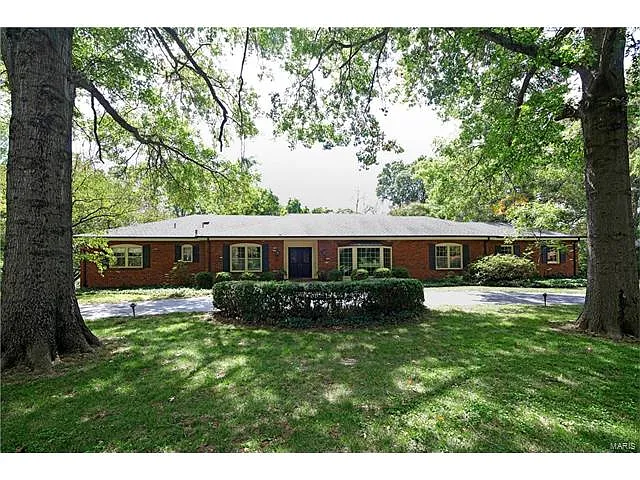 20 Villa Coublay Dr photo 1