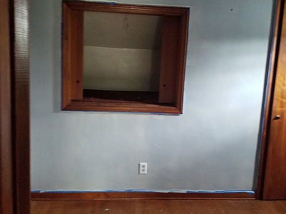 5th image of 194 Lincoln Dr