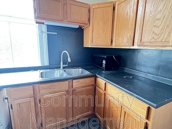 3rd image of 5416 Magazine St #4