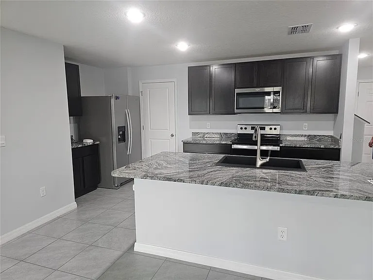 10116 Charlotte Dr — Photo 61