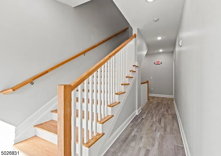 2 bed, 2.0 bath, $2,350 — Photo 2