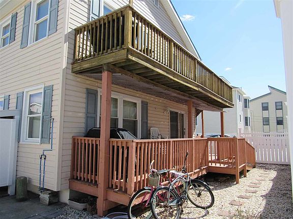 3rd image of 114 93rd St #1