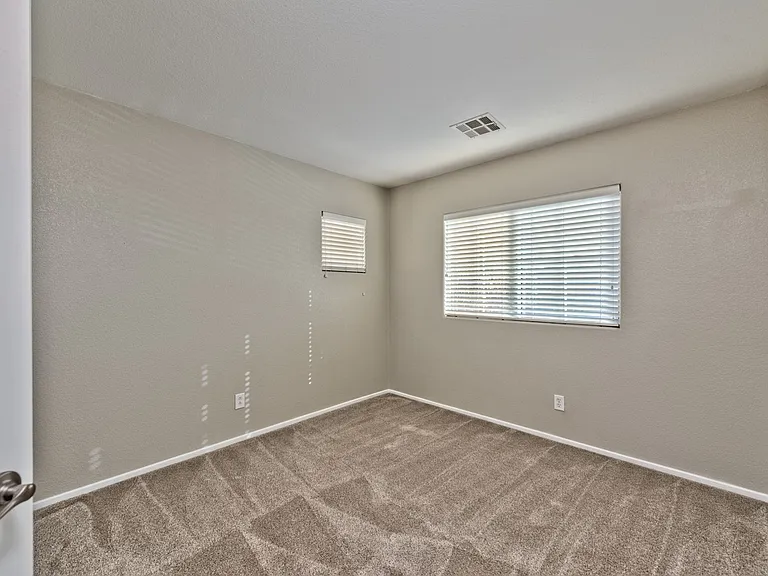 3716 Autumn King Ave — Photo 9