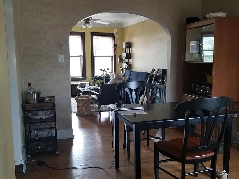 4823 W Montrose Ave #2F — Photo 3