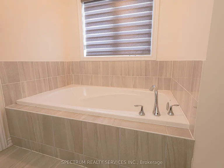 2300 Grainger Loop — Photo 20