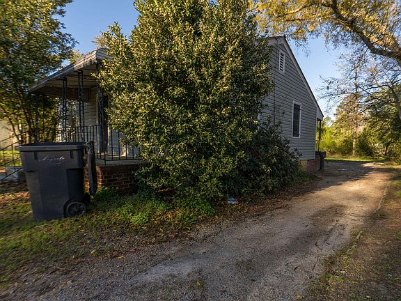 3rd image of 1873 Kissingbower Road