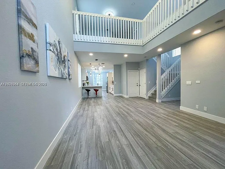 1261 Hayes St — Photo 2